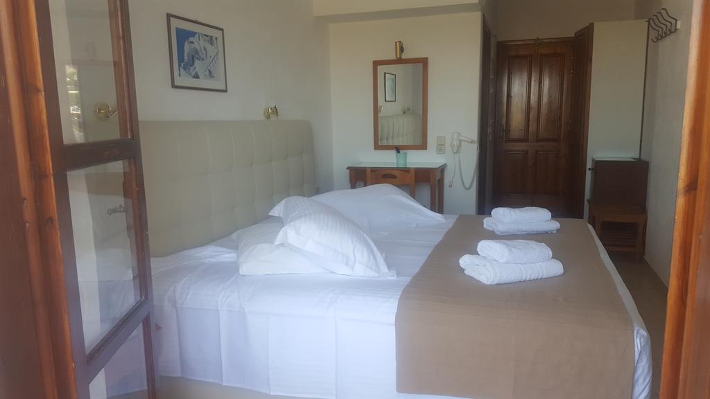Santa Elena Hotel Kamári Eksteriør billede