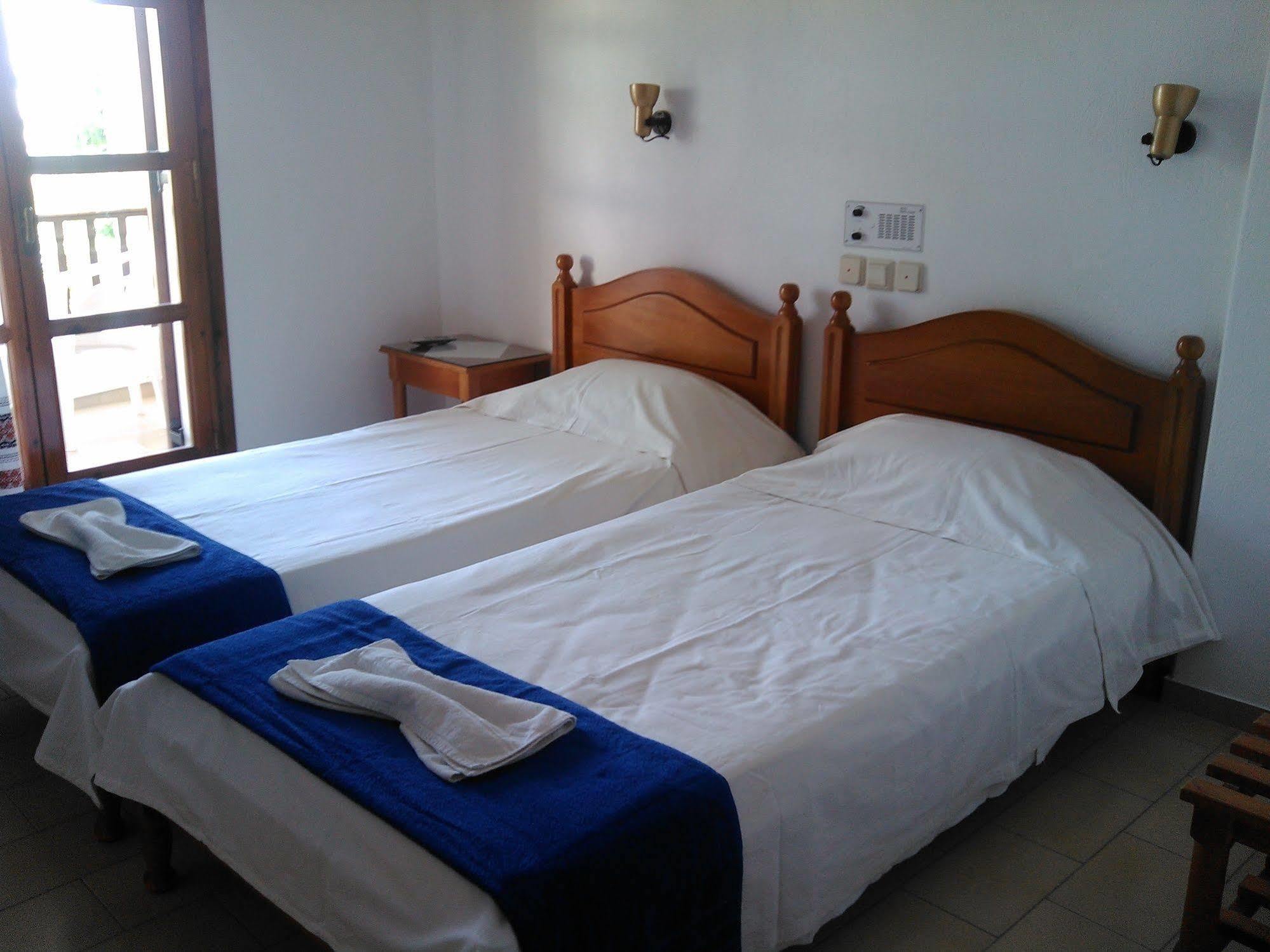 Santa Elena Hotel Kamári Eksteriør billede